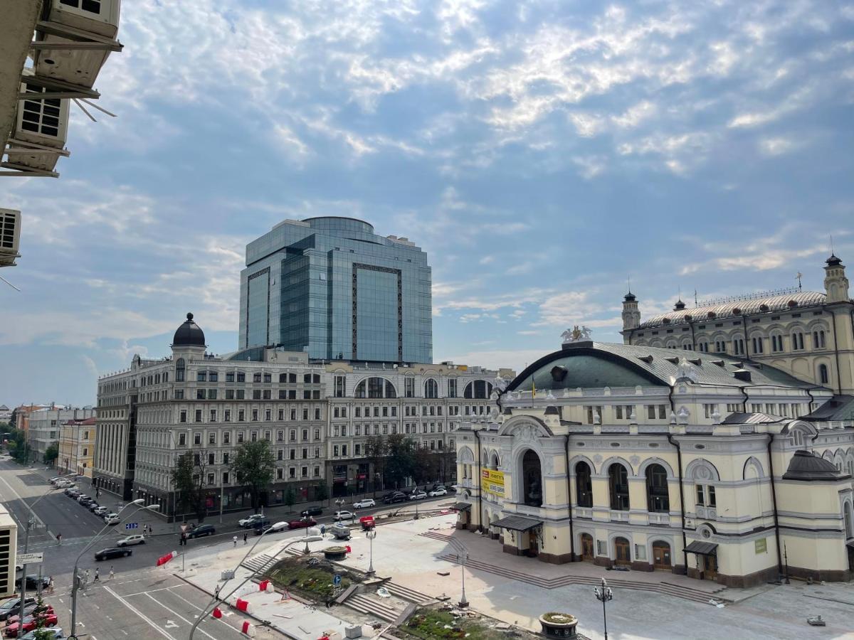 Amazing Opera View Lejlighed Kiev Eksteriør billede